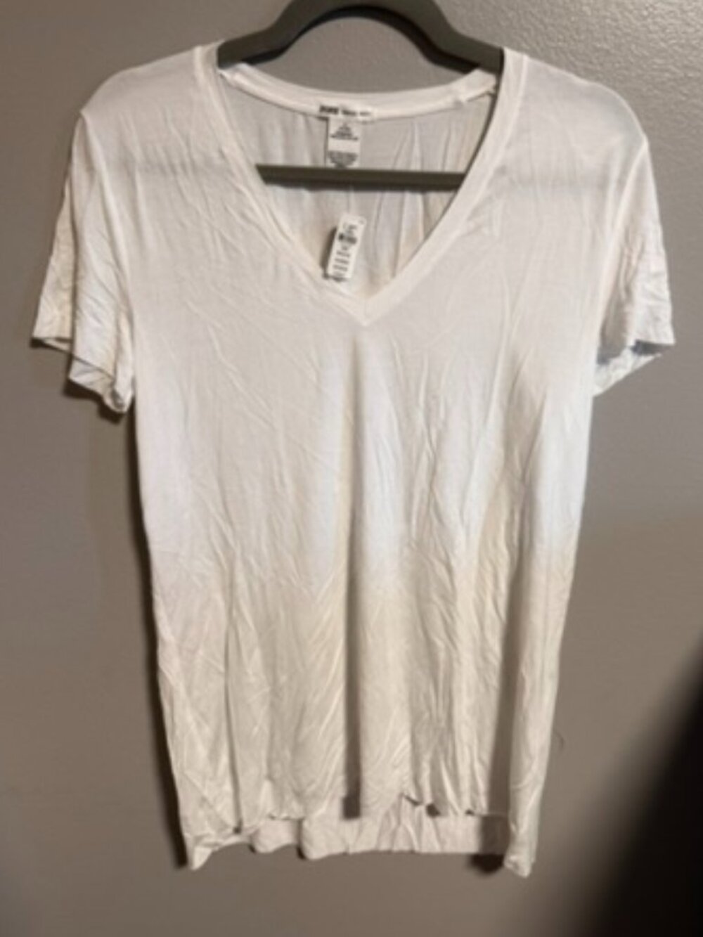 Victoria's Secret PINK Super Soft White V-Neck T-Shirt Size Medium